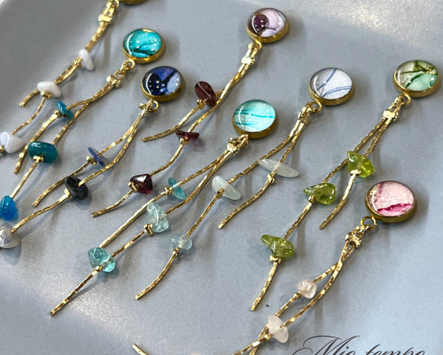 1点もの！揺れる天然石のアルコールインクアートピアス ・イヤリング