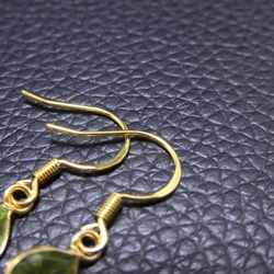 [半價促銷] [Silver925] 優雅的寶石品質橄欖石耳環 631日元 3150日元 → 1580日元 第4張的照片
