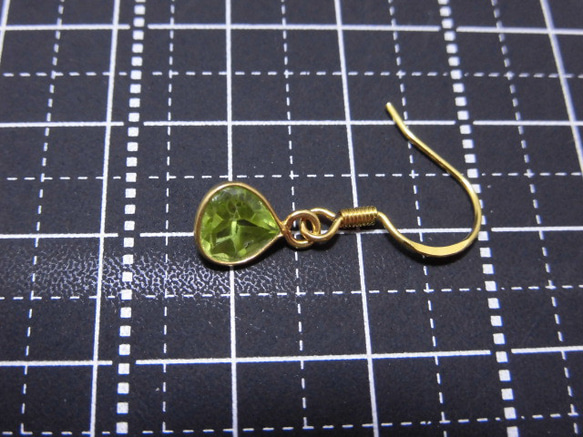 [半價促銷] [Silver925] 優雅的寶石品質橄欖石耳環 631日元 3150日元 → 1580日元 第10張的照片