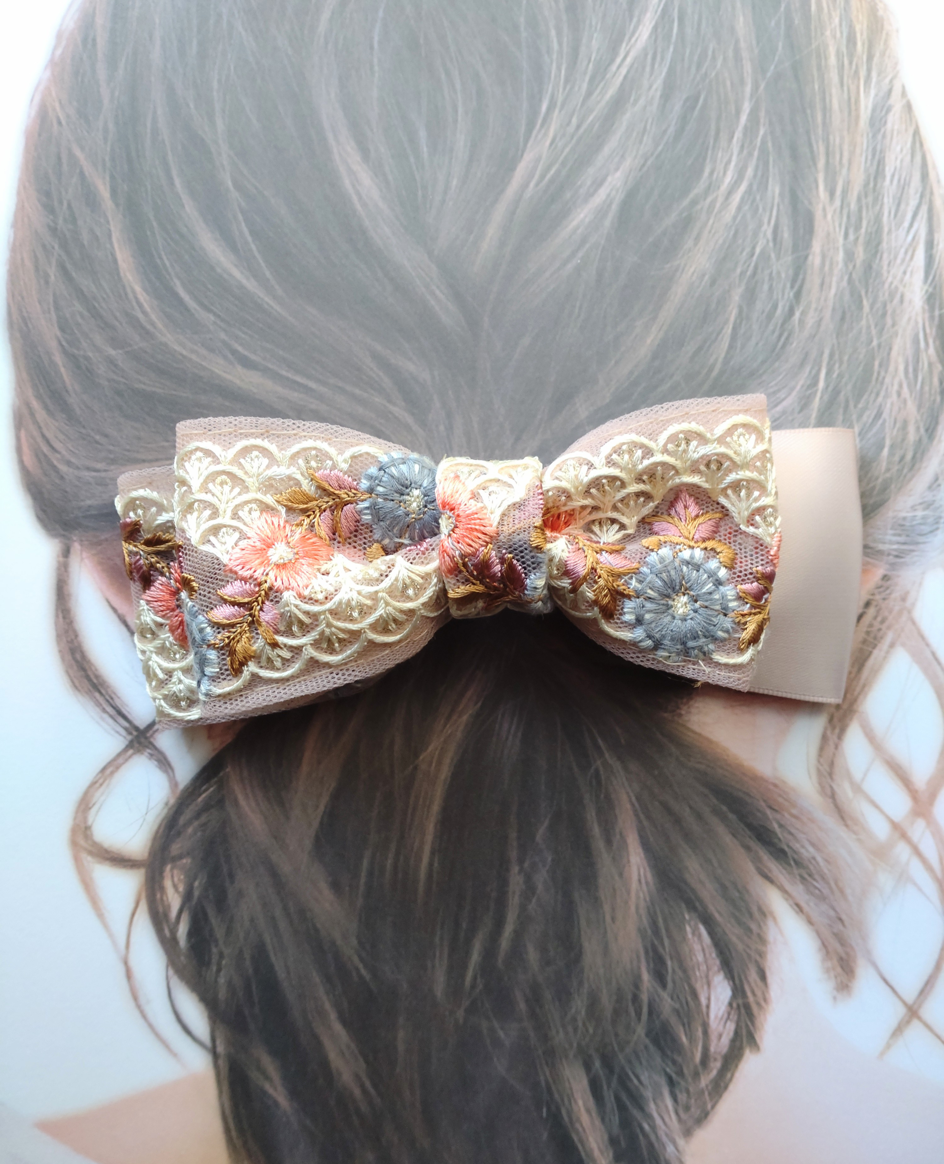 ハンドメイド☆刺繍リボンと引き揃え糸のヴィンテージ風ヘアアクセサリー 6495c806be9c93b70785e0503932e1