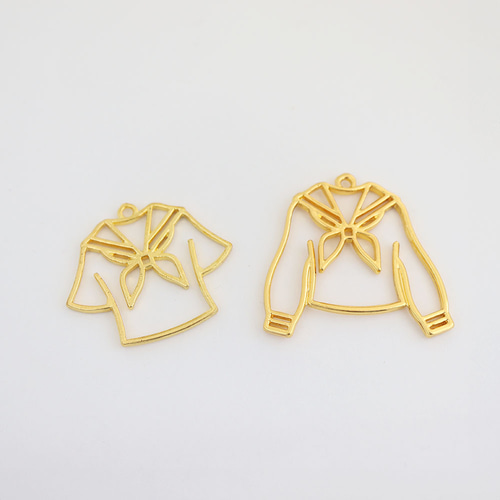 ゆめかわ レジン空枠 セーラー服 2種各2個 DIYパーツ シャイニング