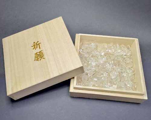 運気上昇セット】祈願桐箱＆浄化さざれ水晶200g 鬼門封じ・エネルギー