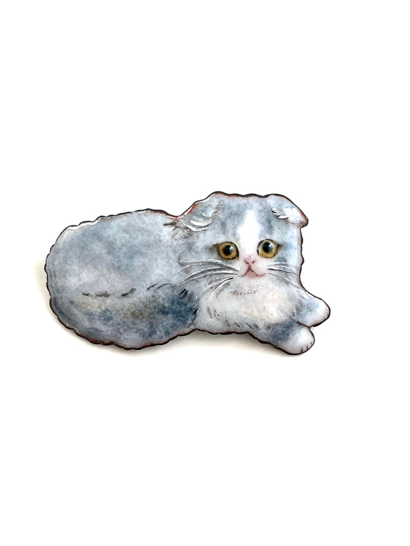 七宝焼　しっぽう焼き　スコティッシュフォールド猫さんのブローチ 2枚目の画像