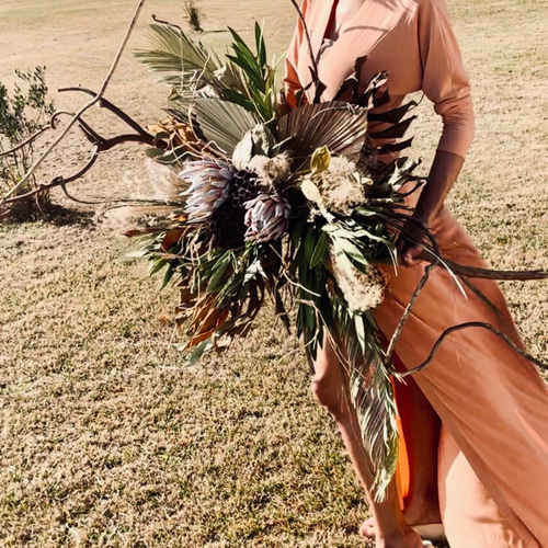 ネイティブフラワー スワッグ（大サイズ）｜プロテア×ユーカリ｜壁掛け