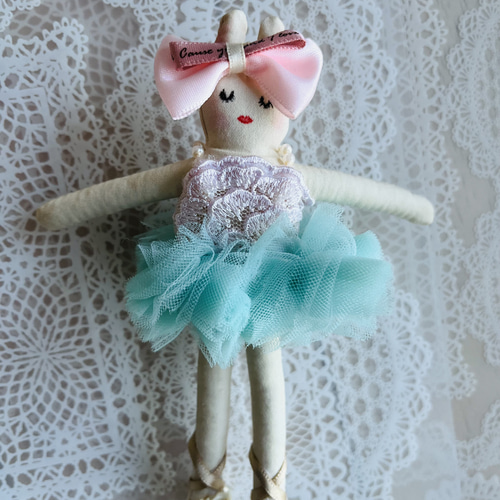 うさぎのバレリーナのお人形handmadeハンドメイド その他人形 Cream