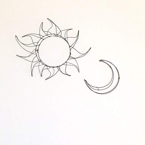 ワイヤーアート　ワイヤークラフト  太陽と月【受注制作】 1枚目の画像