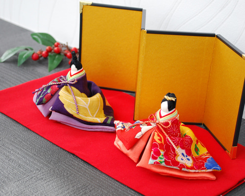 正絹時代布の手作りひな人形 大人の雛人形 正絹古布使用の一点物 ひな祭りのインテリアを華やかに