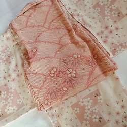 赤ちゃん着物セット(正絹総絞りの被布） 2枚目の画像