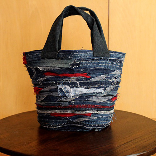 ○SOLD○SAYOCAFE裂き編み風デニムクレイジーパッチのミニバケツ