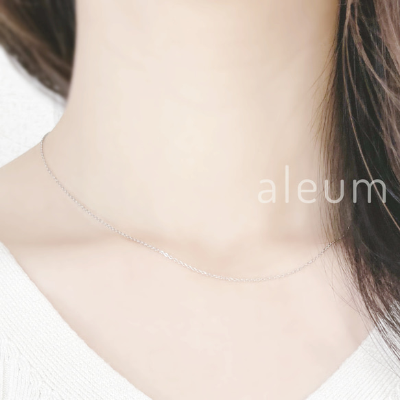 ネックレス つけっぱなし 極細 華奢 1mm あずきチェーン 金属アレルギー対応 サージカルステンレス ゴールド 7枚目の画像