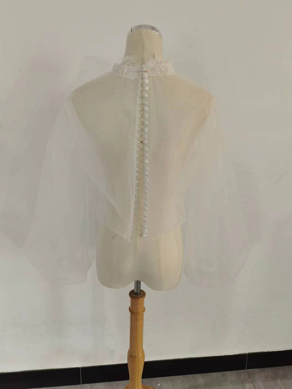 可愛婚紗高領蓬鬆袖優雅蕾絲上衣/拍前/新娘 第2張的照片