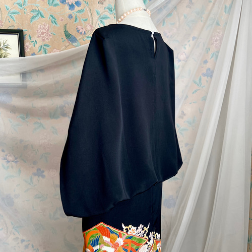 ケープスリーブ 金糸縫い取り 豪華 着物リメイク 黒留袖 ドレス 