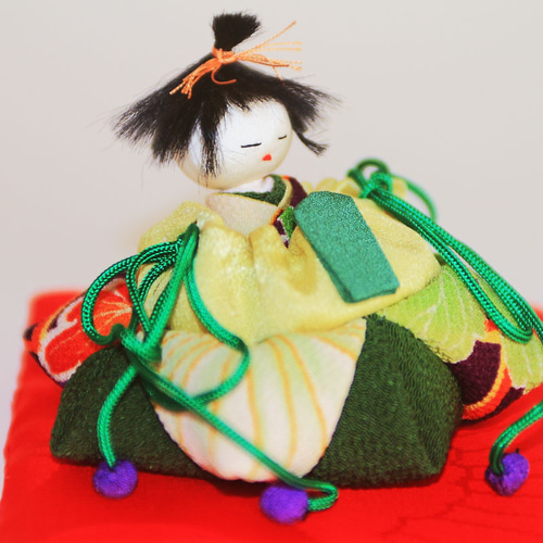桃の節句・ひな祭り ちりめん古布『お雛様とお内裏様 』手作り 桃の節句・ひな祭り ちりめん古布『お雛様とお内裏様 』手作り