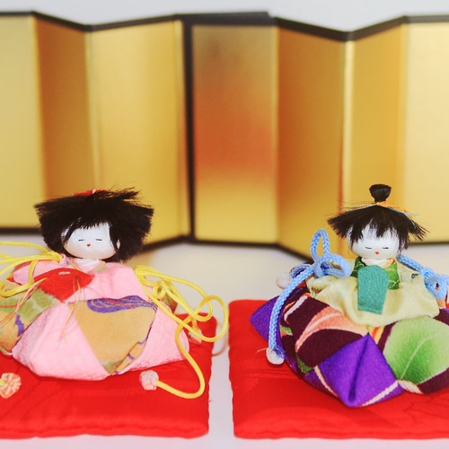 桃の節句・ひな祭り ちりめん古布『お雛様とお内裏様 』手作り雛人形 B