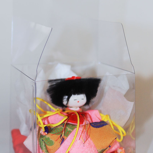 桃の節句・ひな祭り ちりめん古布『お雛様とお内裏様 』手作り 桃の節句・ひな祭り ちりめん古布『お雛様とお内裏様 』手作り