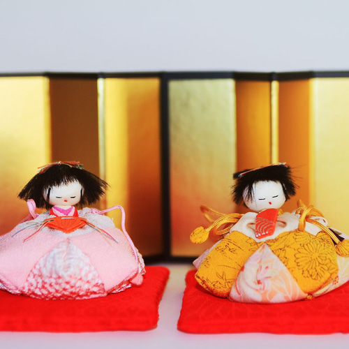 桃の節句・ひな祭り ちりめん古布『お雛様とお内裏様 』手作り 桃の節句・ひな祭り ちりめん古布『お雛様とお内裏様 』手作り