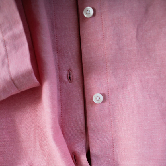 《2024春夏SALE》シャツジャケットとしても楽しめるナチュラルな雰囲気がかわいいコットンダンガリーシャツ　ピンク 12枚目の画像