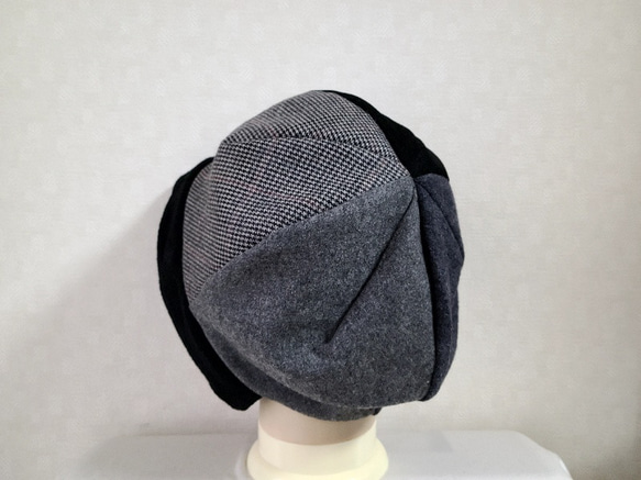 魅せる帽子☆ふんわり軽い♪あったかウールのグラデーションクロッシュ～ブラック&グレー 6枚目の画像