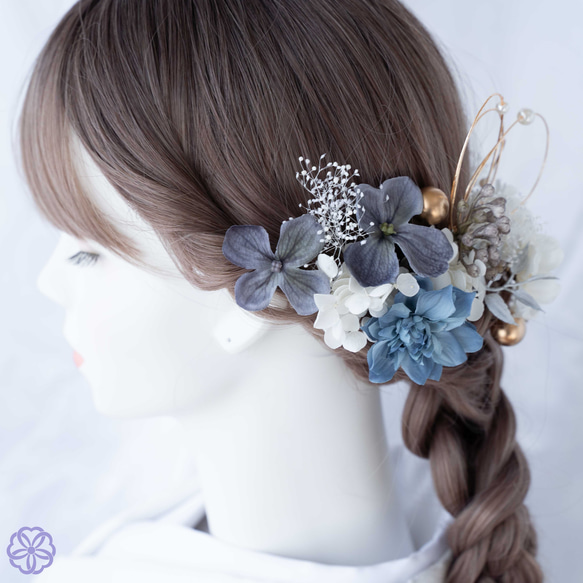 髪飾り　くすみブルーと林檎の花の髪かざり　成人式　卒業式　結婚式　振袖　着物　和装　ヘアアクセサリー　髪かざり　留袖　前 3枚目の画像
