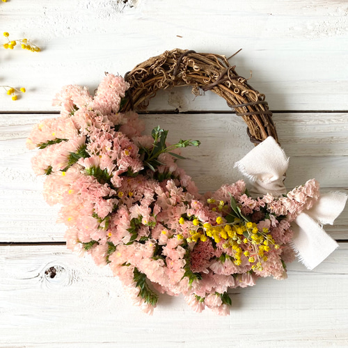 春色スターチスアプリコットとワンポイントミモザのハーフリース  