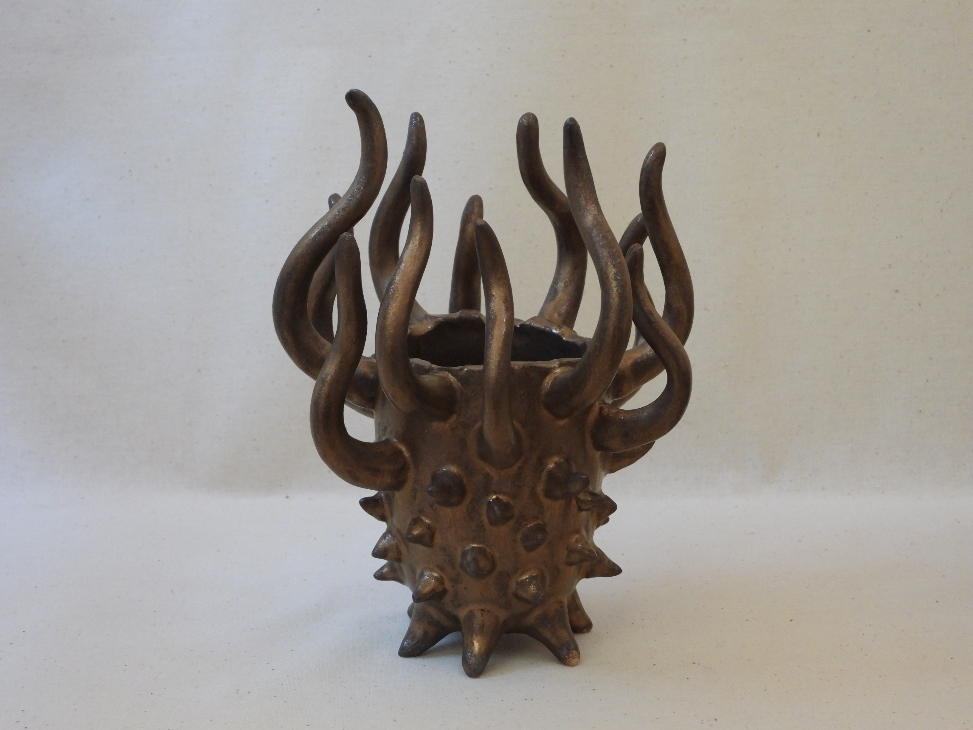 棘棘陶製オブジェ(Q)