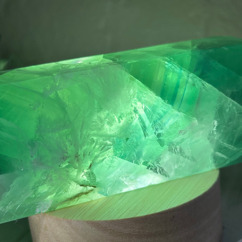 エンジェルフェザー✨ レインボー フローライト 蛍石 特大 ポイント