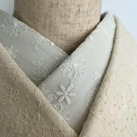 半衿 花飾りのコットンレース 刺繍 白 半襟 洗える エンブロイダリー 5枚目の画像