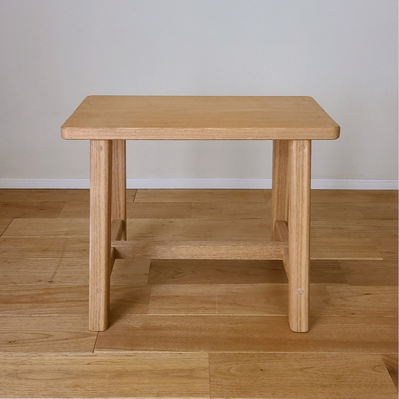 栗一枚板ミニテーブル　花台　サイドテーブル　ナチュラル　無垢　木製　職人　北欧家具　天然　栗　タモ 2枚目の画像