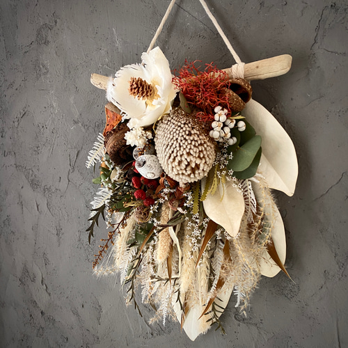 専用Christmas＊コットン＆リューカデンドロン　ドライフラワータペストリー ドライフラワーのタペストリー | 広島 エディオン蔦屋家電