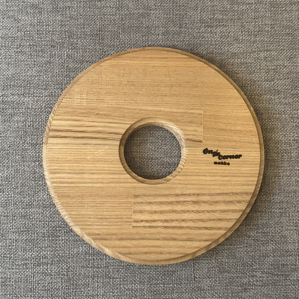 木製 鍋敷き】 カフェ キャンプ ドーナツ型 ナラ材 ハンドメイド