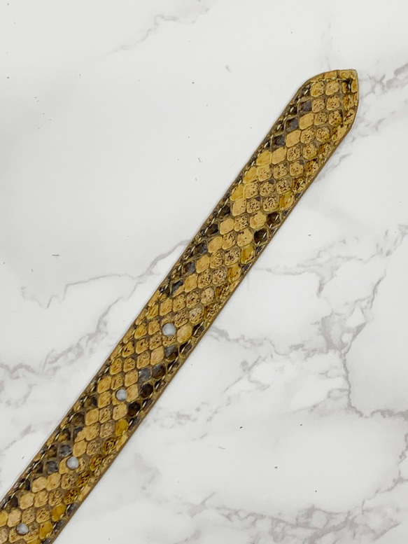 日本製　上質　パイソン　マット仕上げ　２０mm巾　ベルト　ダイヤモンドパイソン　蛇革　フリーサイズ　エキゾチックレザー 5枚目の画像