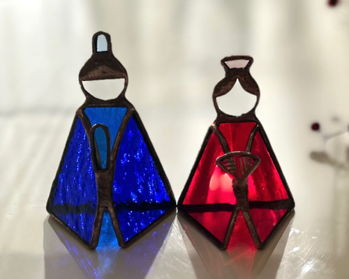 ひな人形セット 5体 赤と黒 五月人形 久月 兜 平飾り 正絹 赤糸縅 金屏風 GOQ-11045