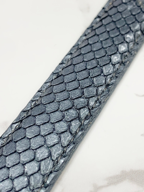 日本製　上質　パイソン　２０mm巾　ベルト　ダイヤモンドパイソン　蛇革　フリーサイズ　エキゾチックレザー 6枚目の画像