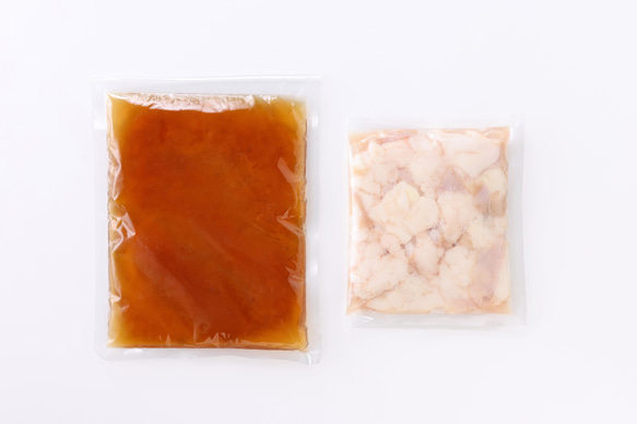 【冷凍便】塩もつ鍋4人前（2人前×2袋）、生ちゃんぽん麺3玉付き 3枚目の画像