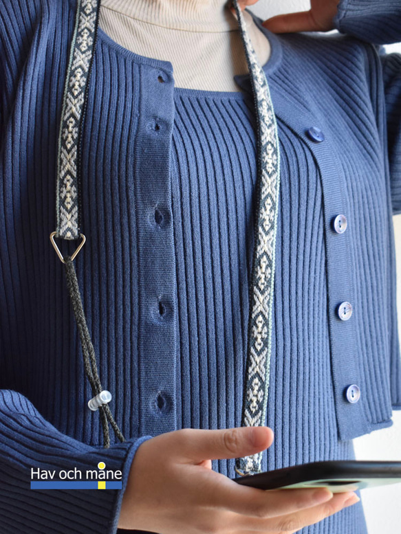 スマホ　ショルダーストラップ　スカンディナビアの手織り紐　バンド織り 4枚目の画像