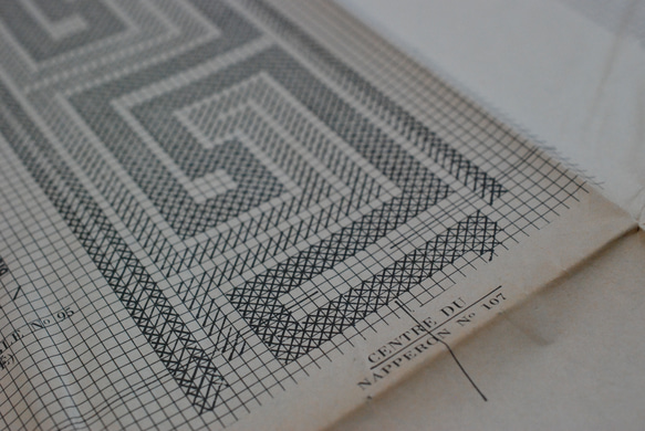 フランス 1975年3月 刺繍図案 3枚目の画像