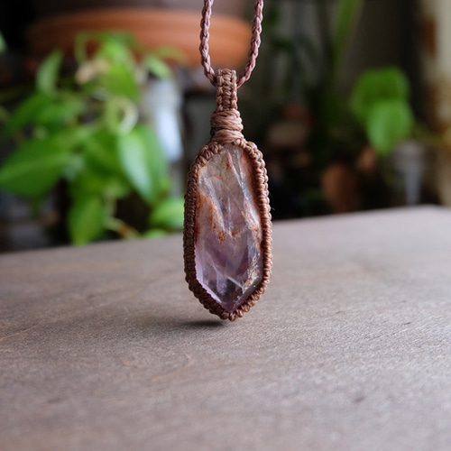 アメジスト ファントム エレスチャル原石 （マダガスカル産）天然石  