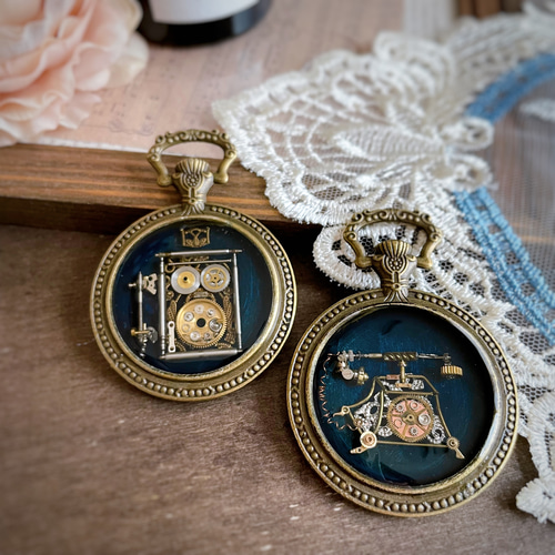 デザイン革タグ☆タグチャーム☆スチームパンク☆ビンテージ風•①☆2個セット デザイン革タグ☆タグチャーム☆スチームパンク☆ビンテージ風•①☆2