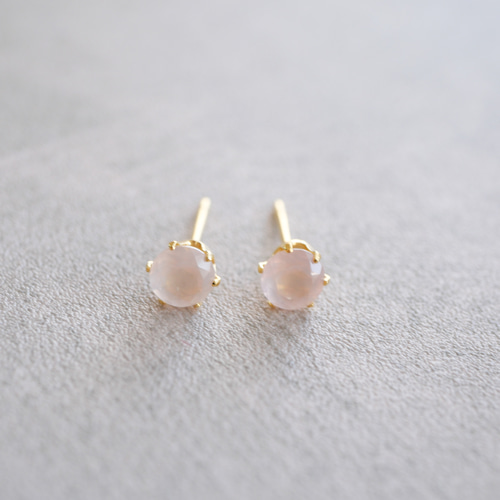 ローズクォーツの一粒ピアス 4mm つけっぱなしOK ローズクオーツ 金
