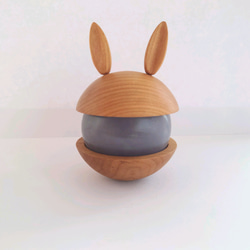 ウサギの耳がかわいい♡小物入れになる木製キャンドルカバー＆アロマキャンドルセット【サクラ×ぐれー】オリジナデザイン♡ 1枚目の画像