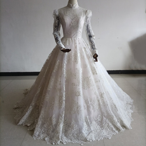 本当に豪華!素敵なウエディングドレス☆挙式にも結婚式にもお 本当に豪華!素敵なウエディングドレス☆挙式にも結婚式にもお