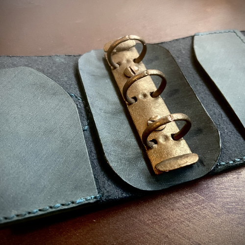 お財布手帳】 本革 システム手帳 ミニ3穴 手帳 財布 （水色） その他