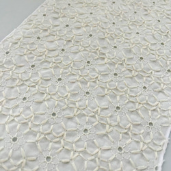 半衿 花の刺繍のコットンレース エクリュ オフ白にキナリ 半襟 洗える 綿レース 7枚目の画像