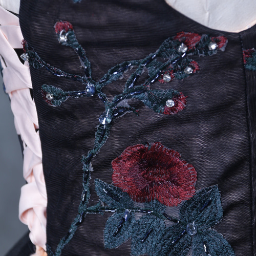 カラードレス ブラック キラキラ光る刺繍 エレガント Vネックドレス  