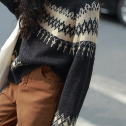 暖かい、シンプルカジュアルなアーガイル柄のセーター。シャギーニット 個性的 ゆったり おしゃれ 春 レイヤード 重ね着 12枚目の画像