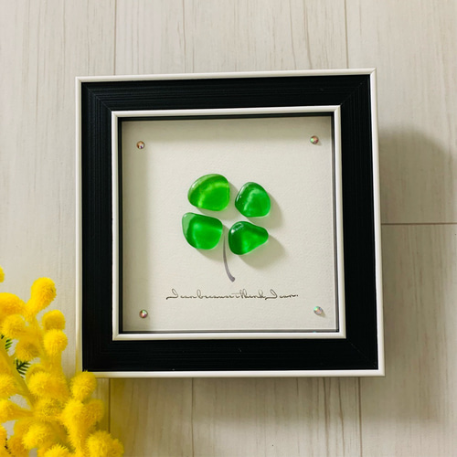 シーグラスアート 四葉のクローバー 北欧 ガラス細工 海の宝石