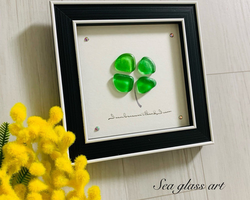 シーグラスアート 四葉のクローバー 北欧 ガラス細工 海の宝石