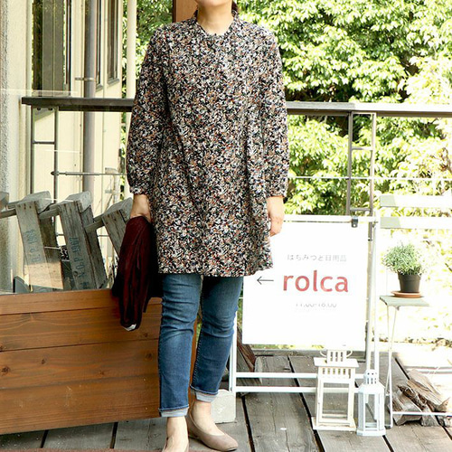 シャツコール花柄プリント ブラック スタンドロングシャツ チュニック