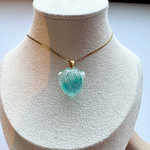〜ニッキー様〜　レジンネックレス 高品質の人気 ニッキー様〜新作 天然石 【月猫】 レジン
