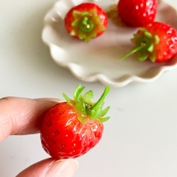 ハートいちごのネックレス【恋みのり】 5枚目の画像